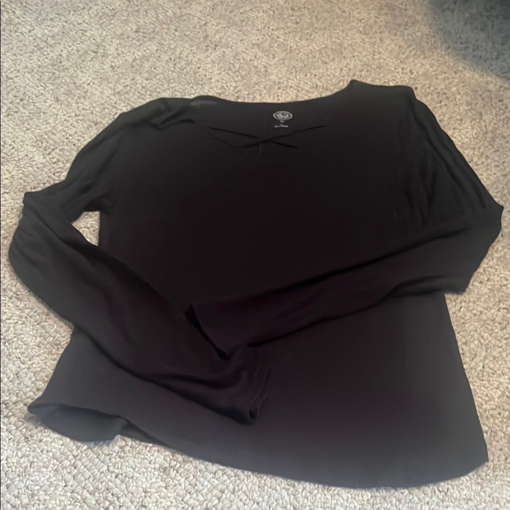 Women's Black Long Sleeve Top